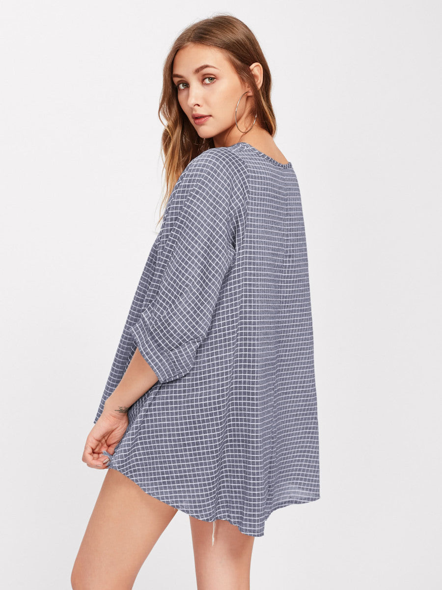 Grid Dip Hem Blouse