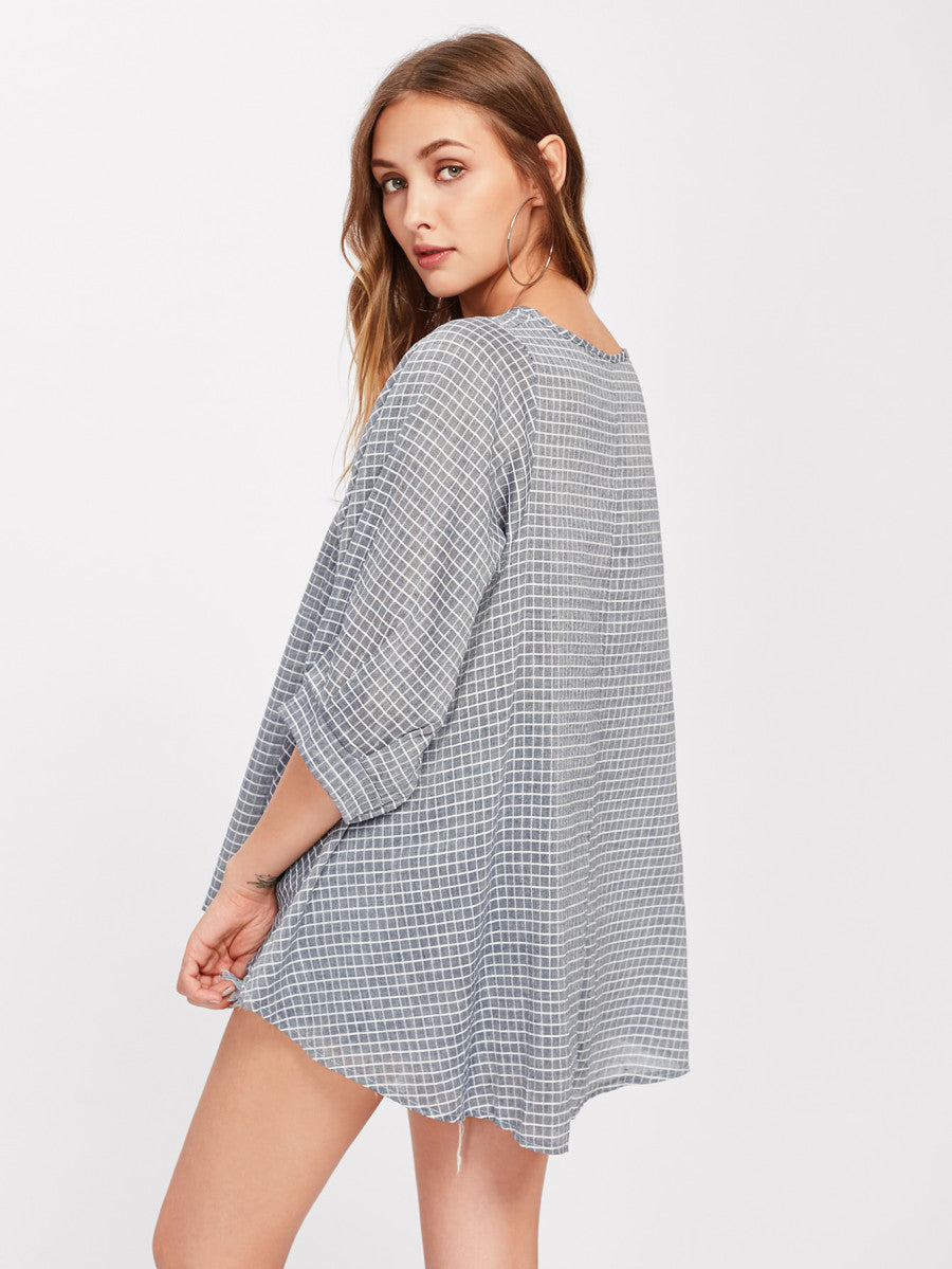 Grid Dip Hem Blouse